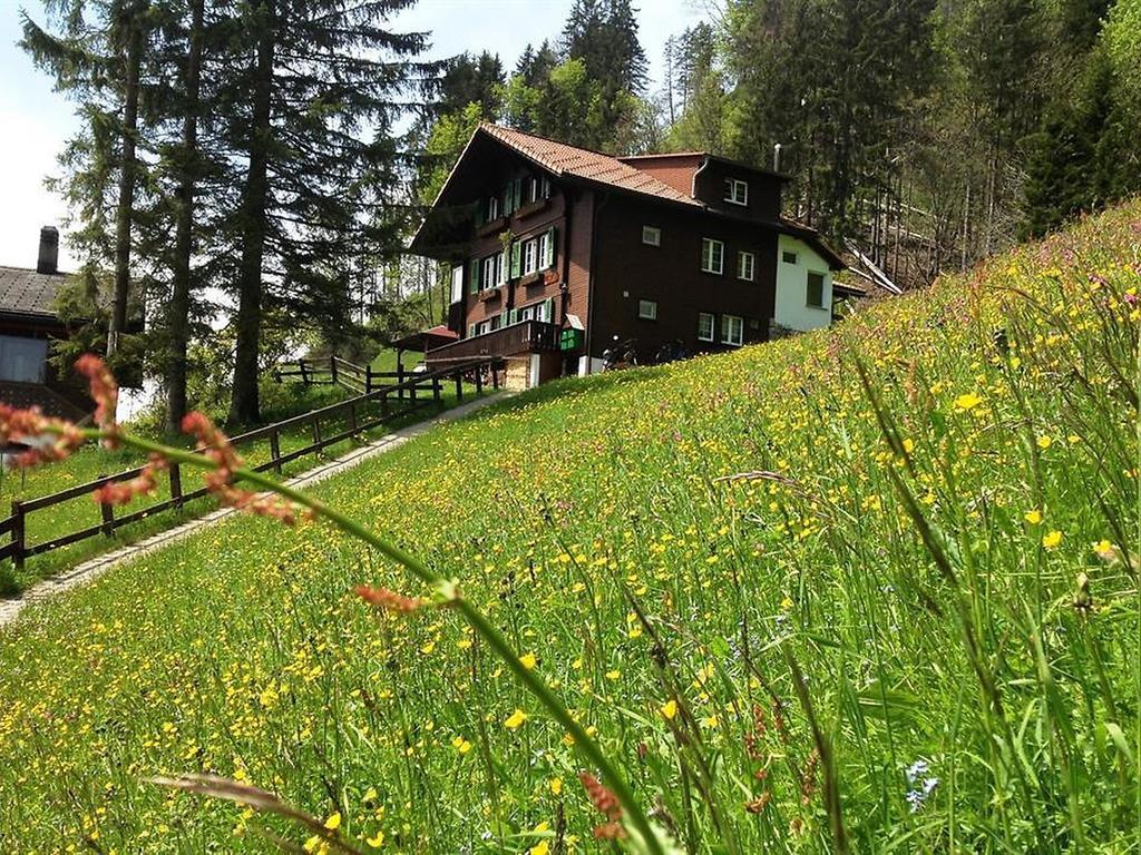 Hotel Hari Im Schlegeli Адельбоден Экстерьер фото